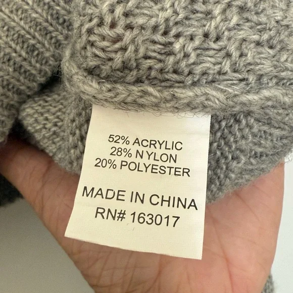 Princess Polly gray oversized cropped sweater NWT - Picture 5 of 5